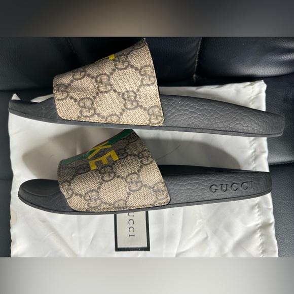 Gucci Authentic Slides - Picture 2 of 5